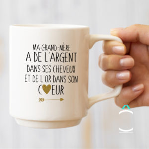Mug – Ma grand-mère a de l’argent dans ses cheveux et de l’or dans son coeur