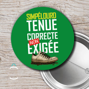 Tenue correcte non exigée